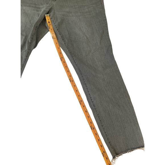 Women's Light Denim Universal Thread High Rise Skinny Jeans Size 16/33R - Picture 5 of 6